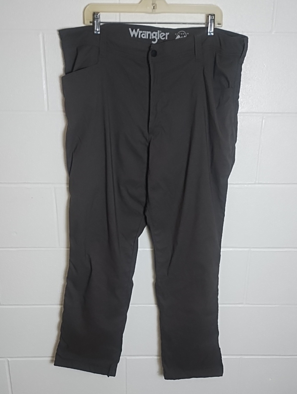 Wrangler Sport Fleece Lined Nylon Stretch Dark Green Straight-Leg Outdoor Pants